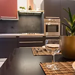 The Piedmont Gate, Walk To Metro, 2 Bedroom Apartment, Terrace, Baby Equipment, Ac, Near Shopping Center Daire Collegno