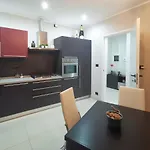 Daire The Piedmont Gate, Walk To Metro, 2 Bedroom Apartment, Terrace, Baby Equipment, Ac, Near Shopping Center Collegno