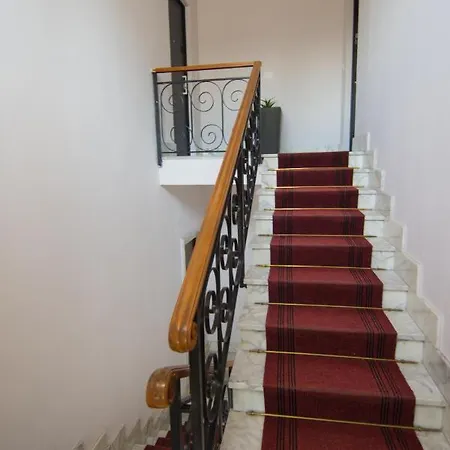 The Piedmont Gate, Walk To Metro, 2 Bedroom Apartment, Terrace, Baby Equipment, Ac, Near Shopping Center Lejlighed Collegno