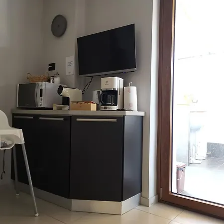 Lejlighed The Piedmont Gate, Walk To Metro, 2 Bedroom Apartment, Terrace, Baby Equipment, Ac, Near Shopping Center Collegno