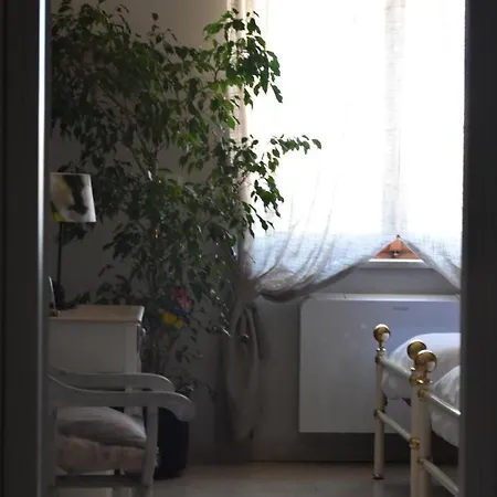 The Piedmont Gate - Torino West Border, Over The Metro Station, 2 Bedrooms, Ac * Collegno