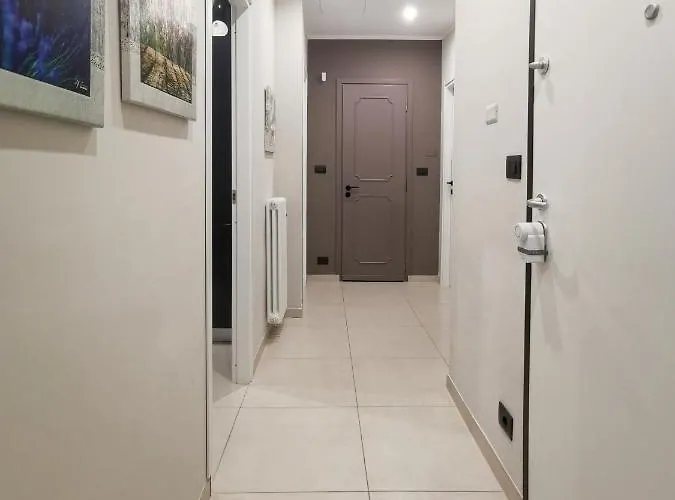 The Piedmont Gate, Walk To Metro, 2 Bedroom Apartment, Terrace, Baby Equipment, Ac, Near Shopping Center Appartement