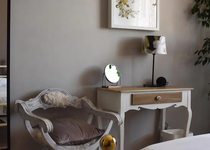 Appartement The Piedmont Gate, Walk To Metro, 2 Bedroom Apartment, Terrace, Baby Equipment, Ac, Near Shopping Center Collegno